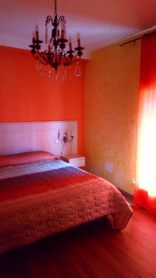 Bed and Breakfast La Rocchetta Валеджо-суль-Минчо Экстерьер фото